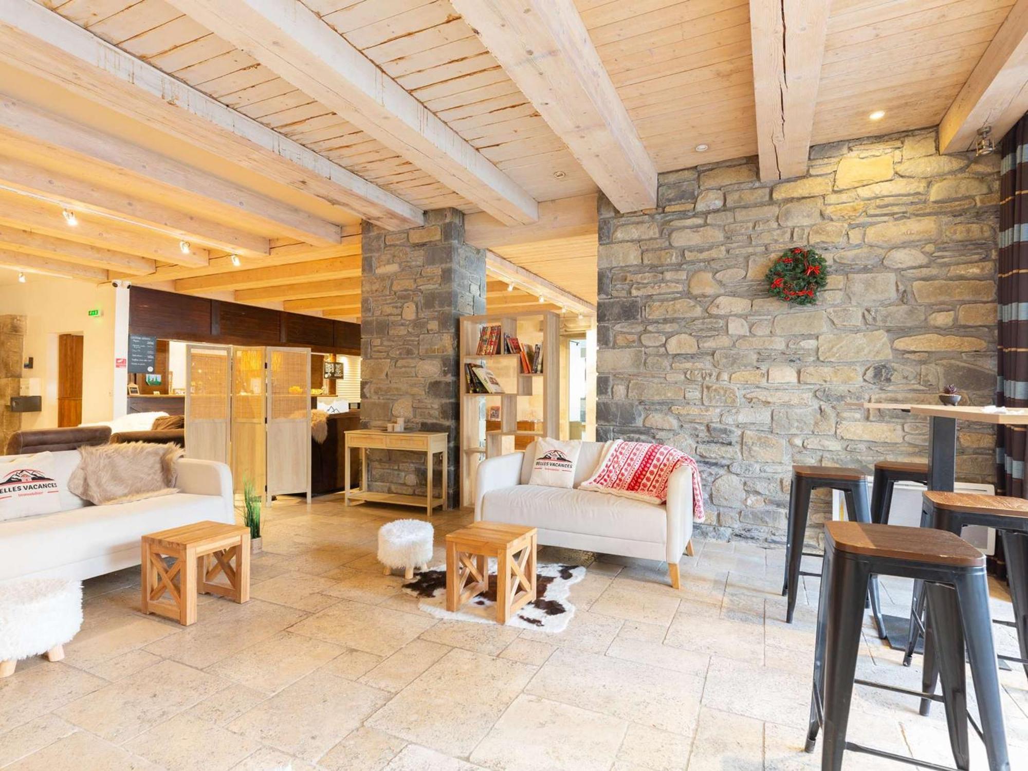 Appartement 10 Pers Avec Piscine, Sauna Et Parking En Centre-Ville De Saint-Lary-Soulan - Fr-1-296-394 외부 사진